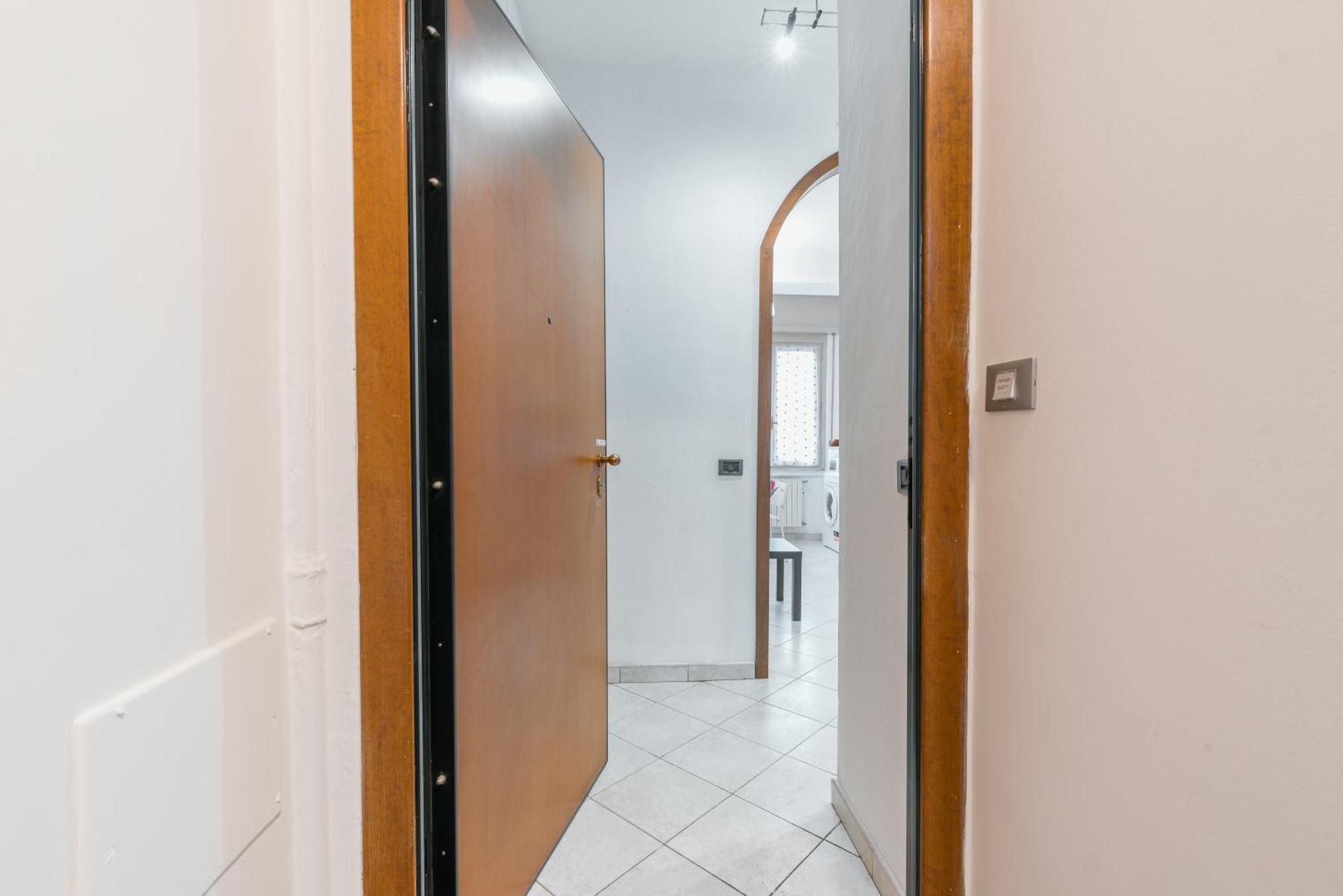 Ihost Apartment - De Andreis 11 Милан Экстерьер фото